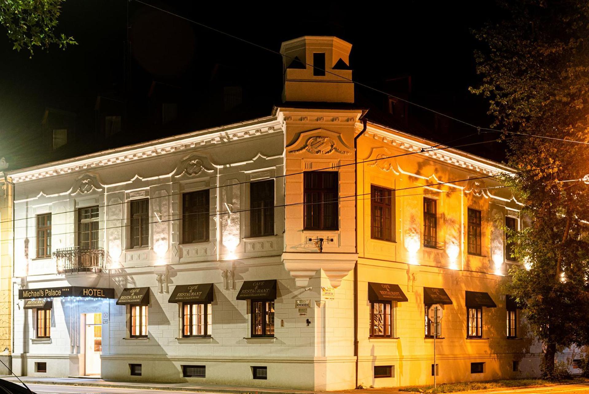 Hotel Michael'S Palace Kosice Exterior photo